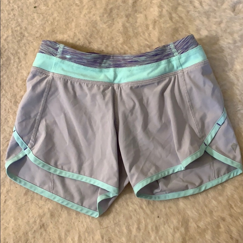Ivivva Girls running shorts sz 8